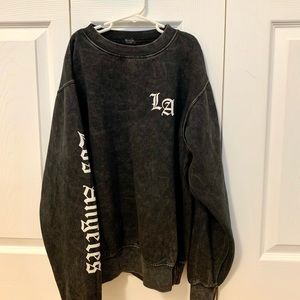 Brandy Melville Los Angeles crew neck